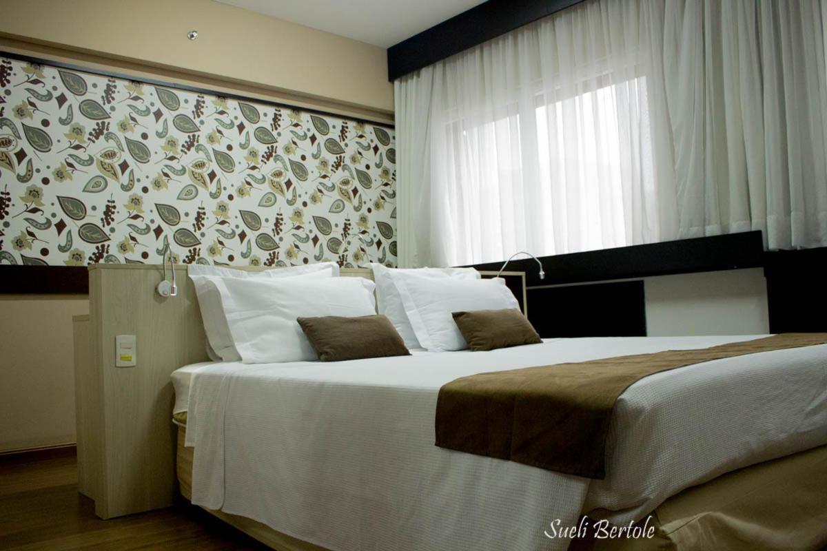 Lindo Flat Em Hotel 4 Estrelas Na Bela Vista San Paolo Esterno foto