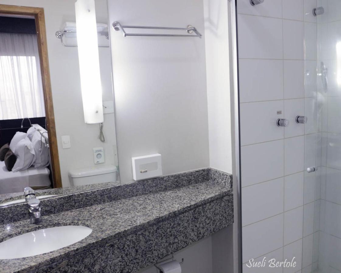 Lindo Flat Em Hotel 4 Estrelas Na Bela Vista San Paolo Esterno foto